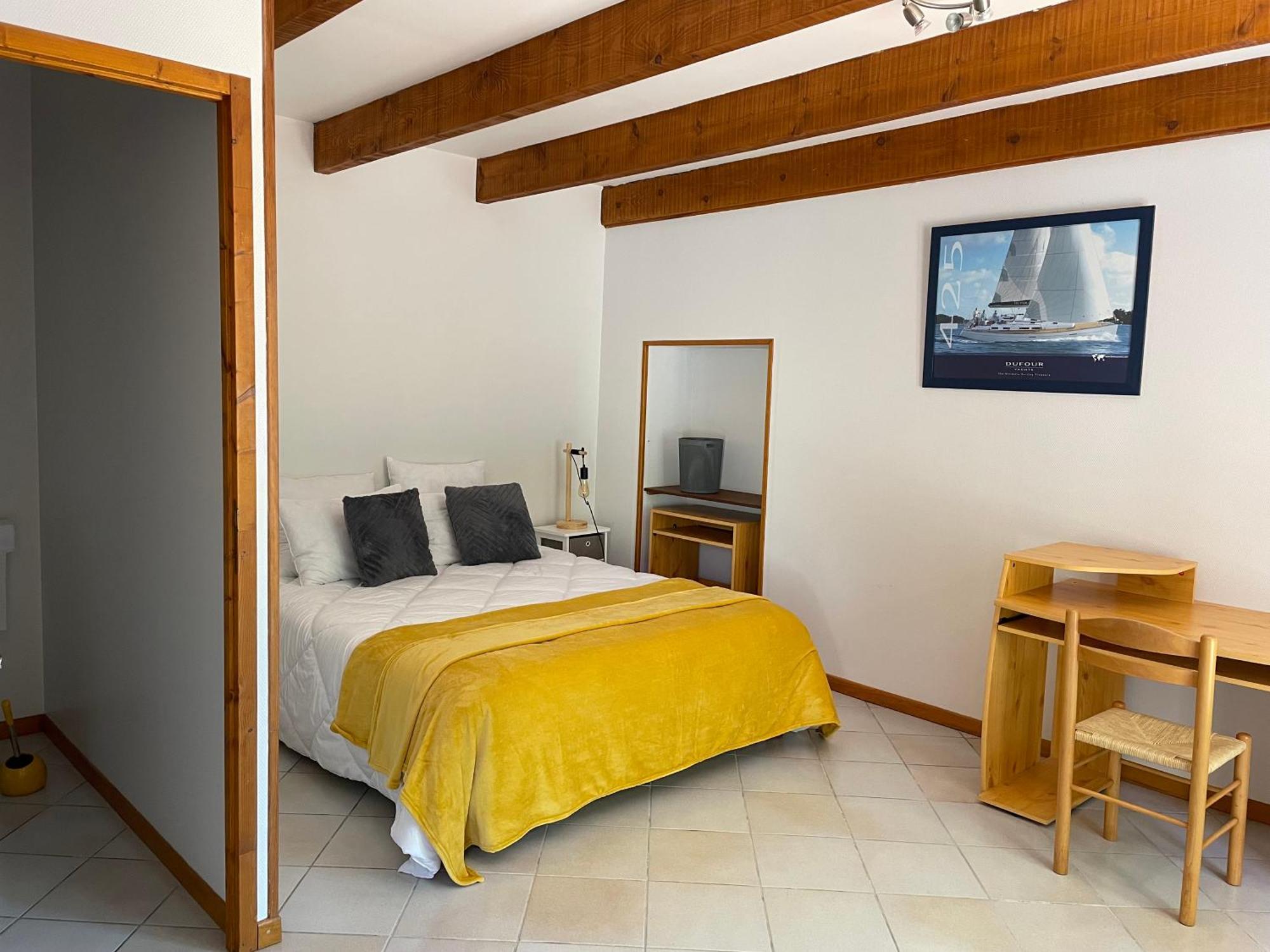Les Trois Cedres Hotel Saint-Ouen-d'Aunis Szoba fotó